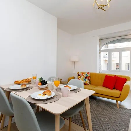 Lumiere Yourhosthelper Apartment
